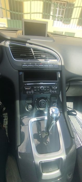 Peugeot 5008 1.6HDI