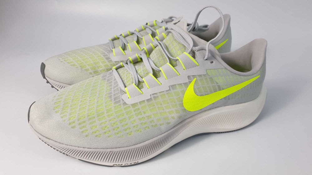 Buty męskie do biegania Nike Air Zoom Pegasus 37 BQ9646-003 r. 47,5