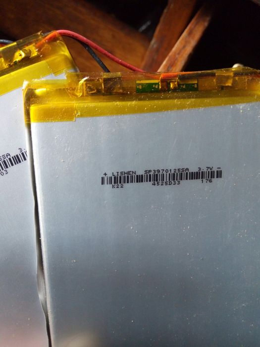 Аккумулятор 4000 ма/ч  павербанка планшета