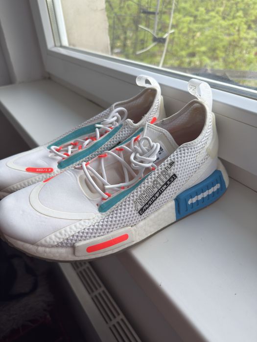 adidas NMD_R1 V2 Boost