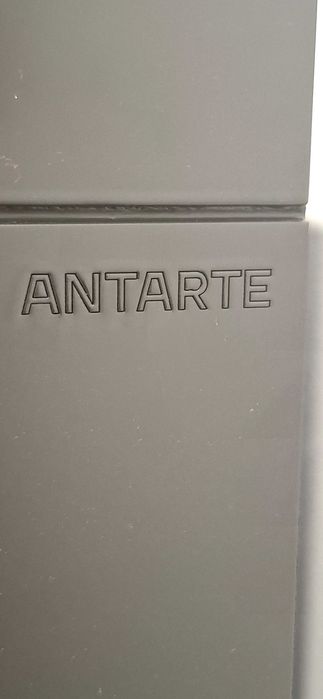 Louceiro Antarte Linha Oporto com 4 Portas / Bar