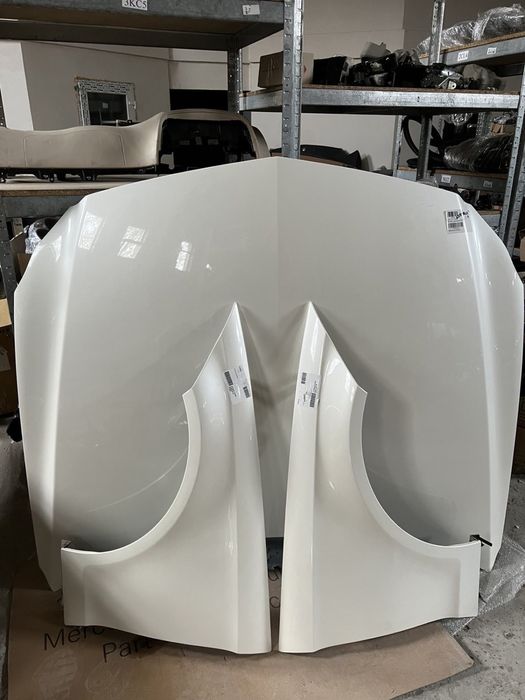 Капот и 2 крыла Мерседес CLS 218 Оригинал разные цвета