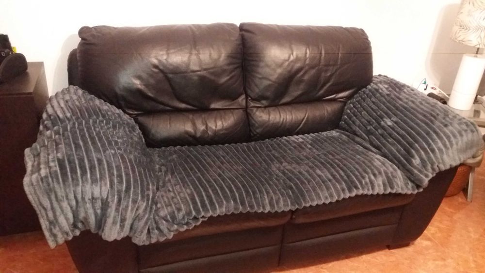 2 sofás de sala