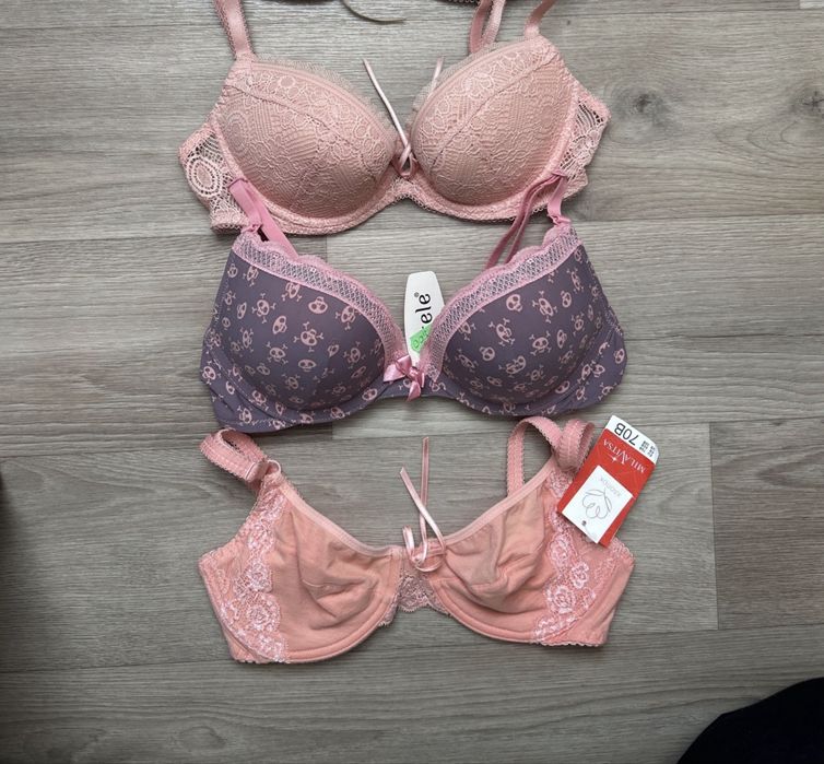 Бюсти нові 70А, 75А, 70В , 70С, 75С , 75Д , 75Е