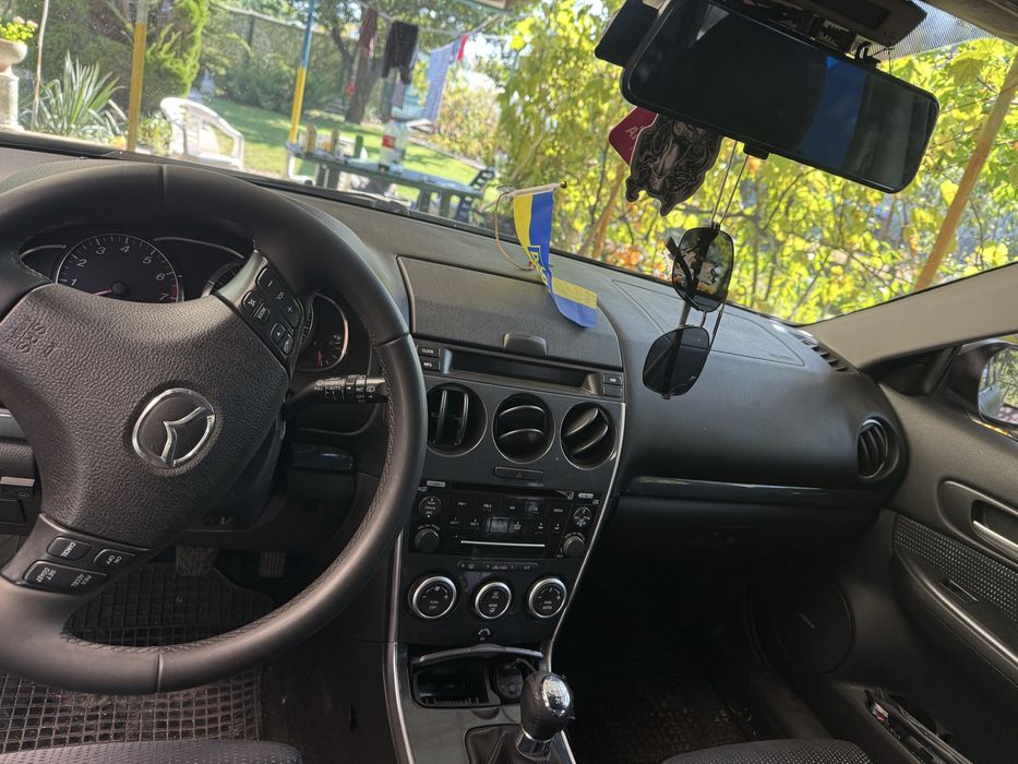 Продам авто Mazda 6
