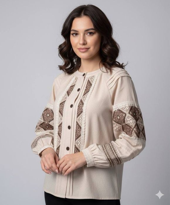 Вишиванки великий асортимент, є парні