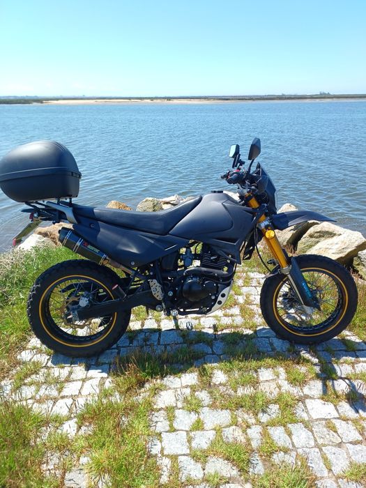 Moto 125cc poucos km