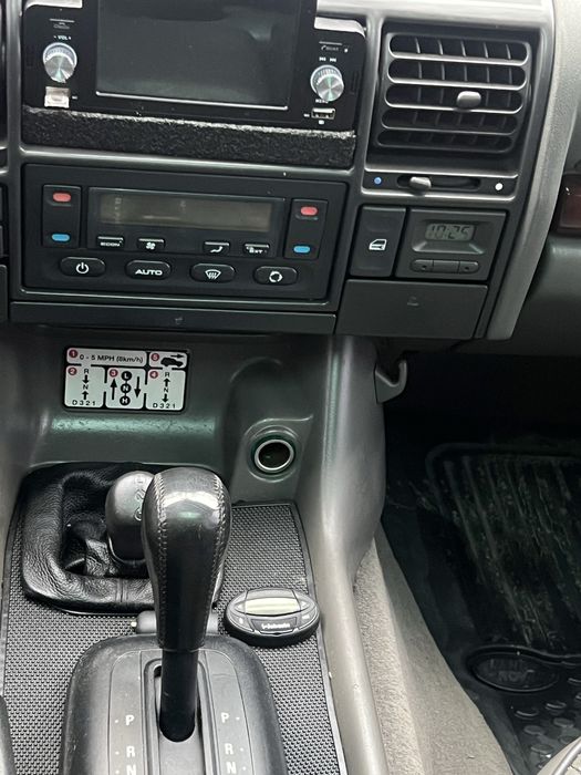 Ленд Ровер  Діскавері 2