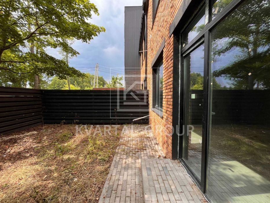 Без комісії. Просторий таунхаус з готовим дизайн-проектом.