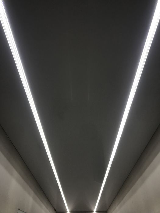 Натяжні  стелі .