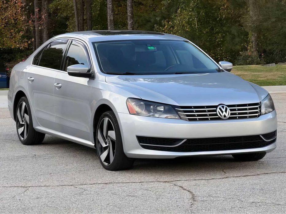 Volkswagen Passat      2013
