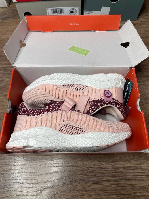 Кросівки - Loap, розмір 35.