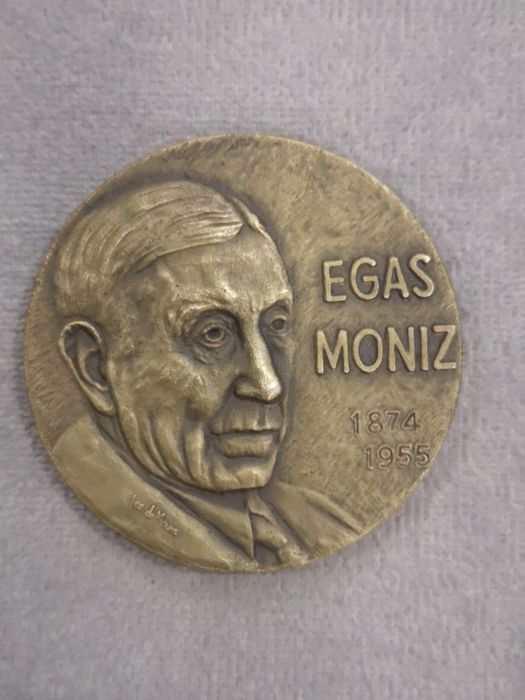 Medalha comemorativa Egas Moniz