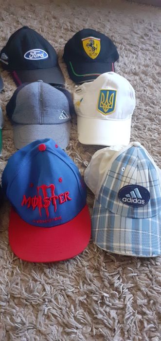 Бейсболки 9 шт. На хлопця.