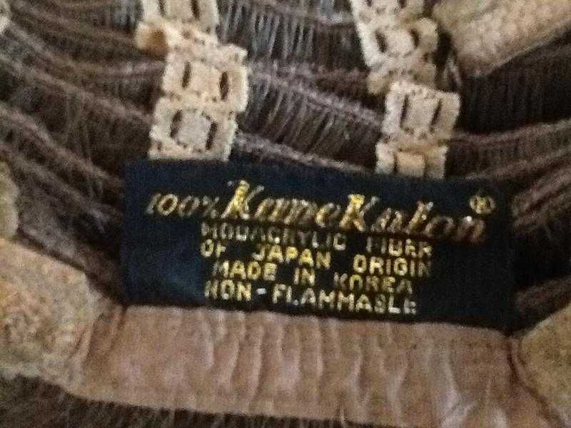 Перука з канекалону