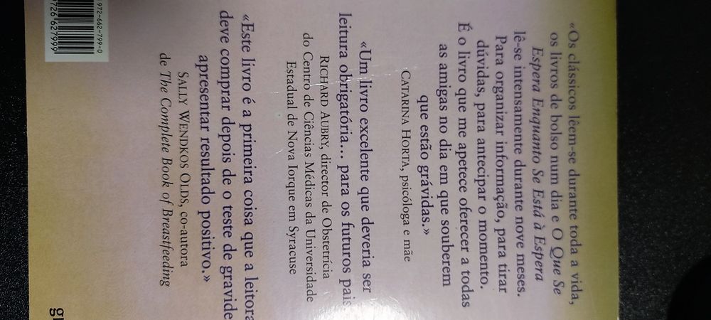 Livro: O que se espera Enquanto se está á espera. (Como novos)