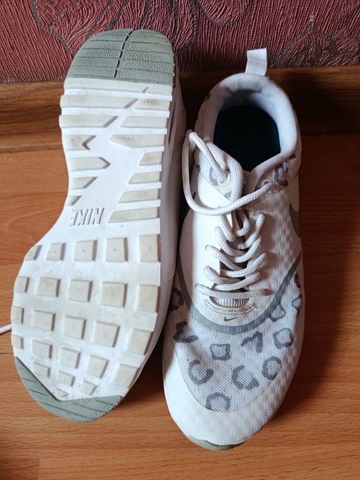 Женские кроссовки Nike Air размер 35