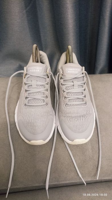 Кросівки Under Armour Charger Rogue 2