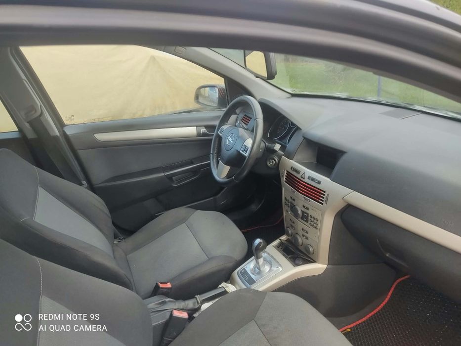 Opel Astra 1.6 benzynka 2007