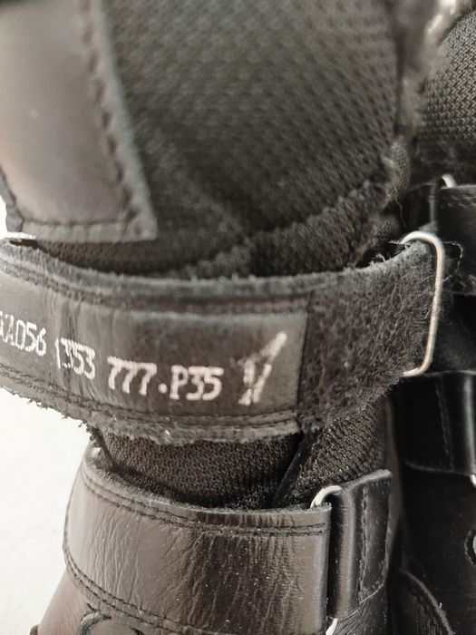 Продам ботинки на мальчика!