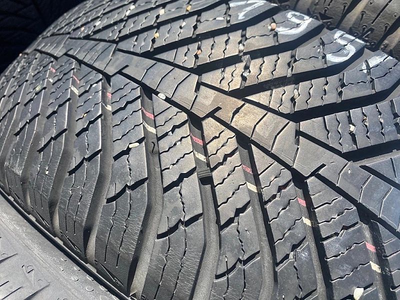 195/60/15 Kumho Solus HA31_6,5mm_2szt_(49)