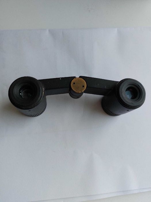 Бинокль театральный