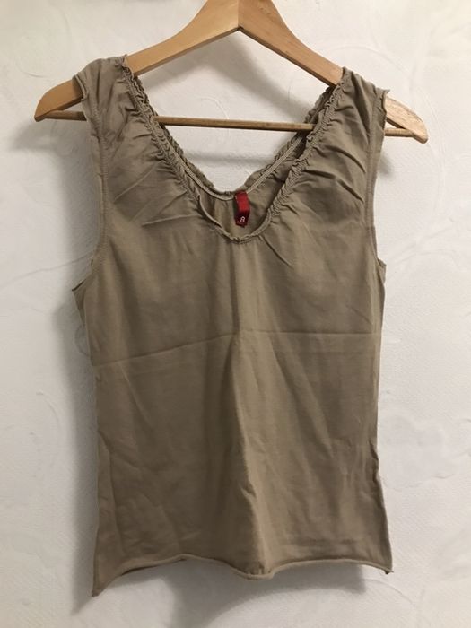 Майка бежевая