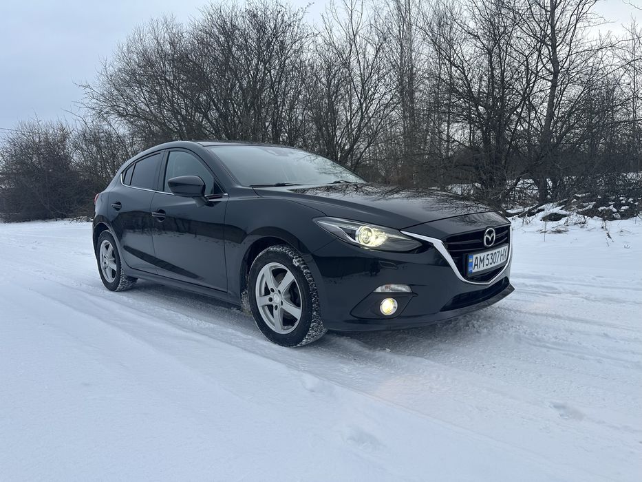 Продам авто Mazda 3 2014 рік 2.2 дизель , 6ст
