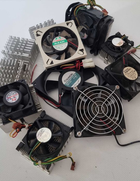 Large Heatsinks and Coolers for Vintage Processors64739550974595123