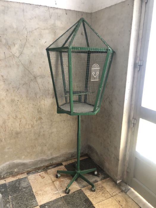 Gaiola artesanal grande e Viveiro