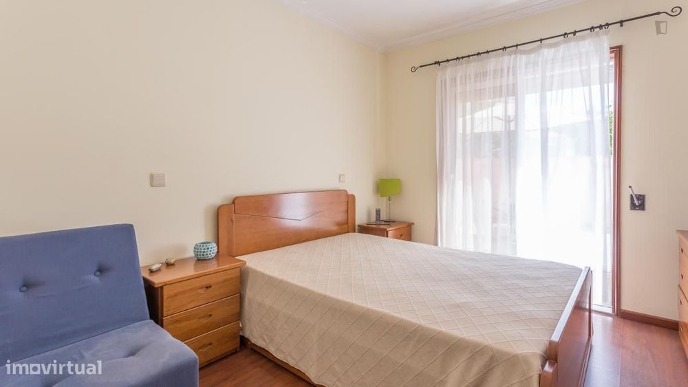 Apartamento com 2 quartos - localizado em Madalena Porto