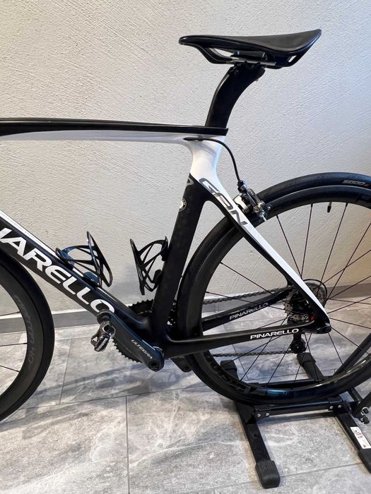 Rower szosowy Pinarello Gan S T700
