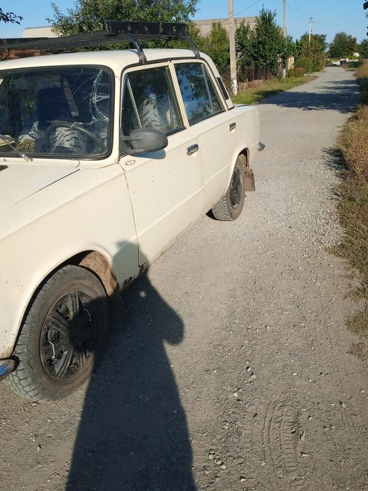 Продам машишу ваз 2101