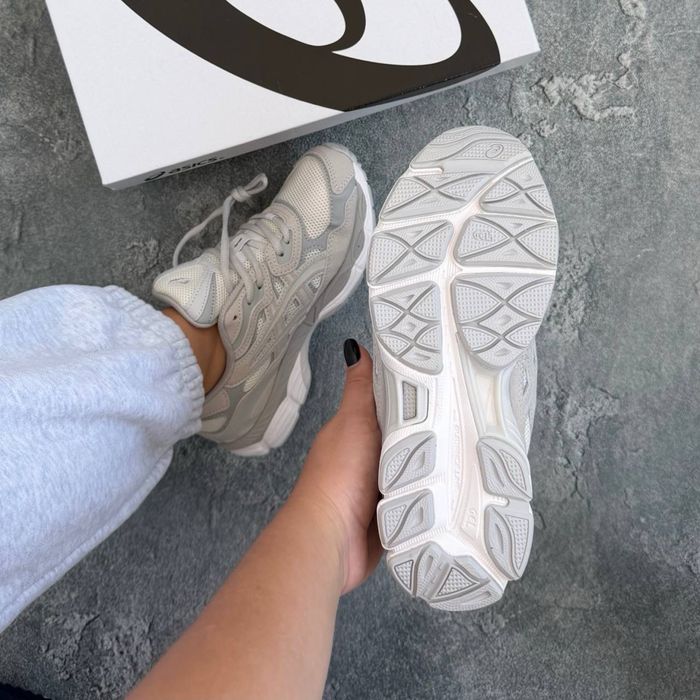 Жіночі кросівки ASICS Gel-NYC cream cloud grey (36-41 р)