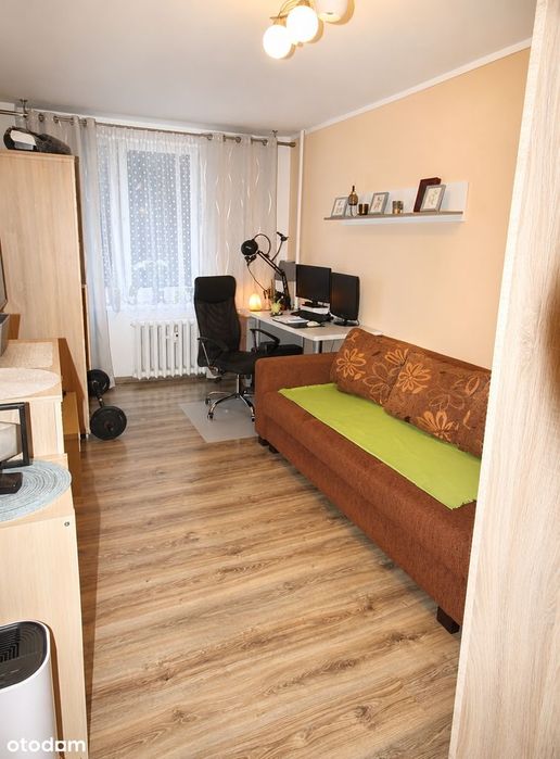 Jasna i ustawna kawalerka | Bytków, ul. Niepodległości 57