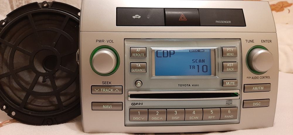 Radio toyota corolla verso w58810 Poprawiona wada Fabryczna