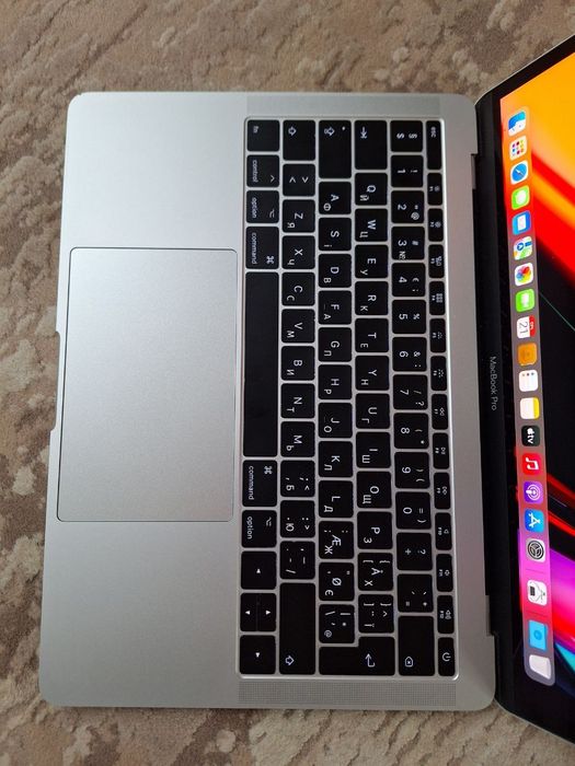 MacBook pro 13" Core i5/8/256 новий акумулятор