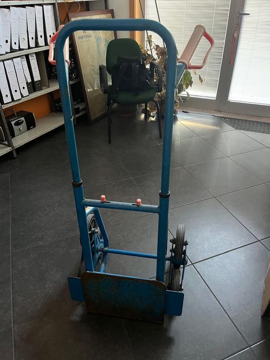 Carrinho para transporte de cargas