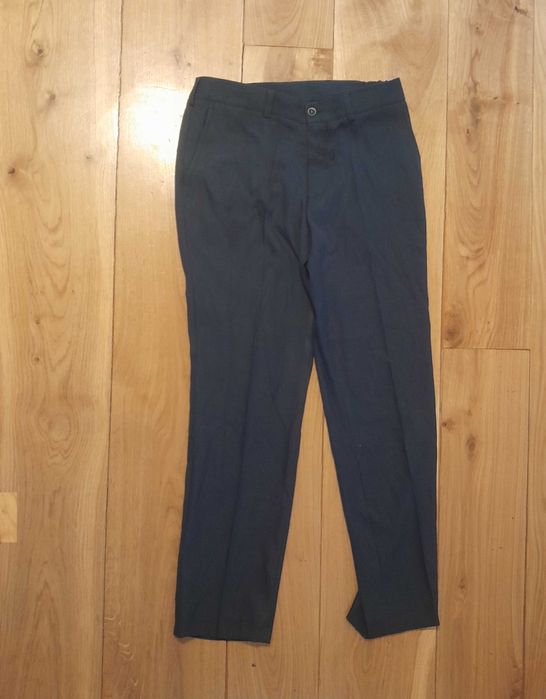 Spodnie garniturowe granatowe rozmiar 152