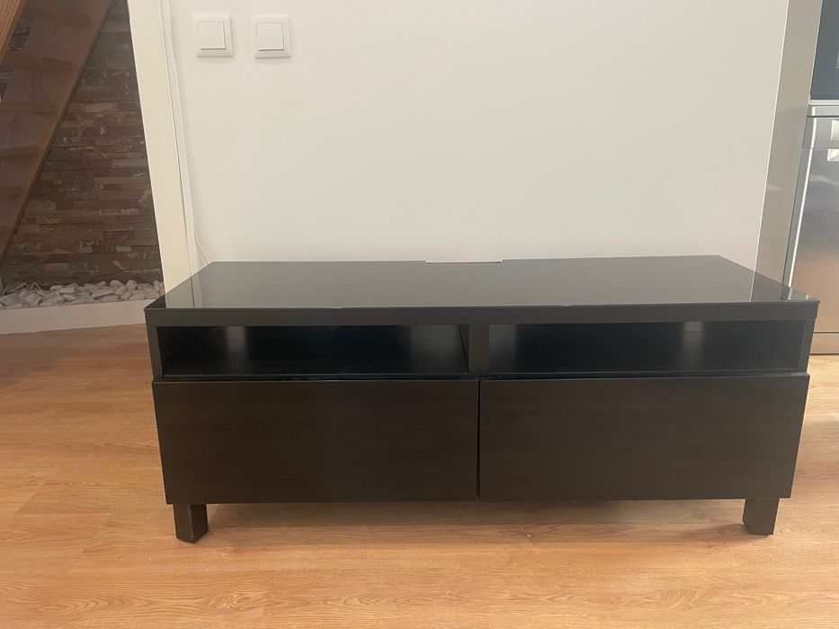 Mesa para televisão