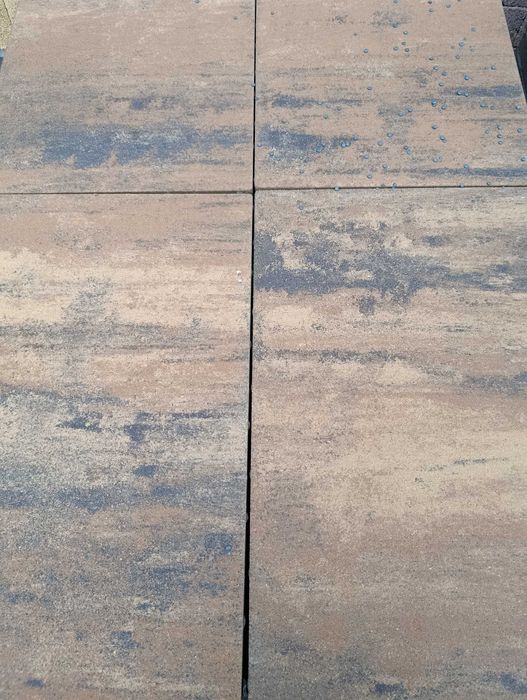 Płyty betonowe o wymiarach 40×60×4 cm