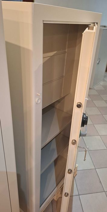 Sejf szafa pancerna Kamet MS1-5, dwa zamki, trzy skrytki, 270 kg