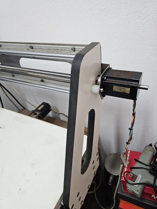 Máquina CNC para cortar / fresar