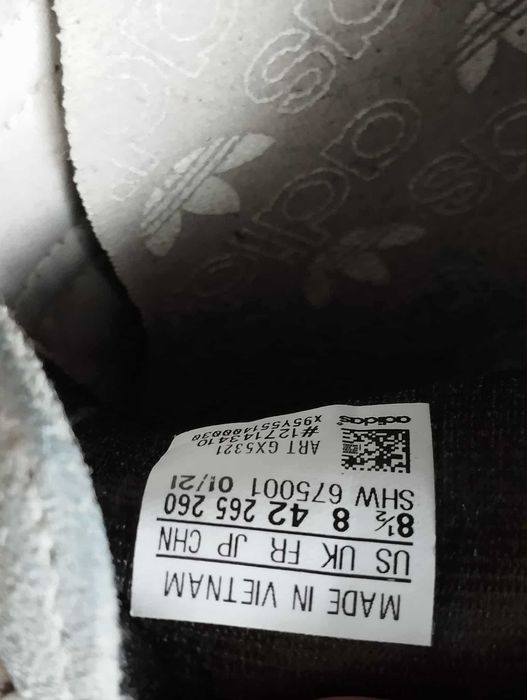 Adidas Broomfield size 42