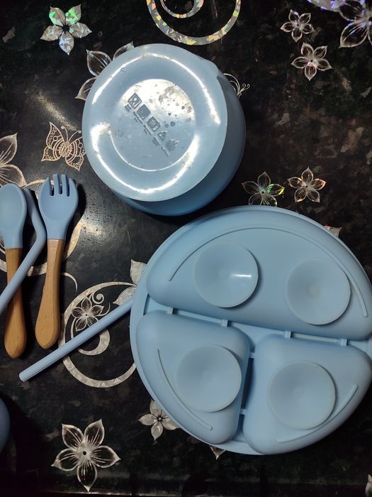 Силіконовий дитячий посуд