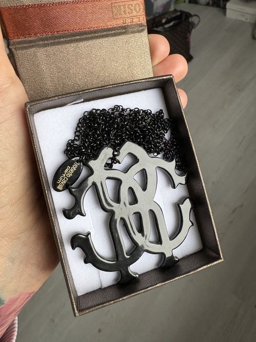 Roberto Cavalli naszyjnik wisior moda