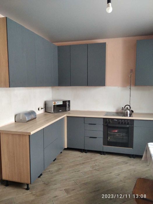 Стильные Кухни под заказ. Шкафы-купе, Гардеробные.