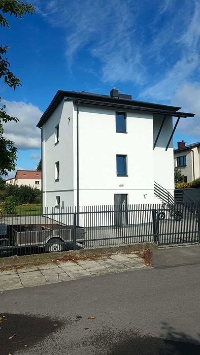 Wynajmę BEZCZYNSZOWE mieszkanie 2 pokoje 60m2 Tarnów Mościce na parteże + duży pakring ogród