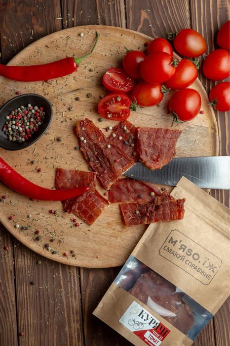 Чипси мʼясні курячі, снеки