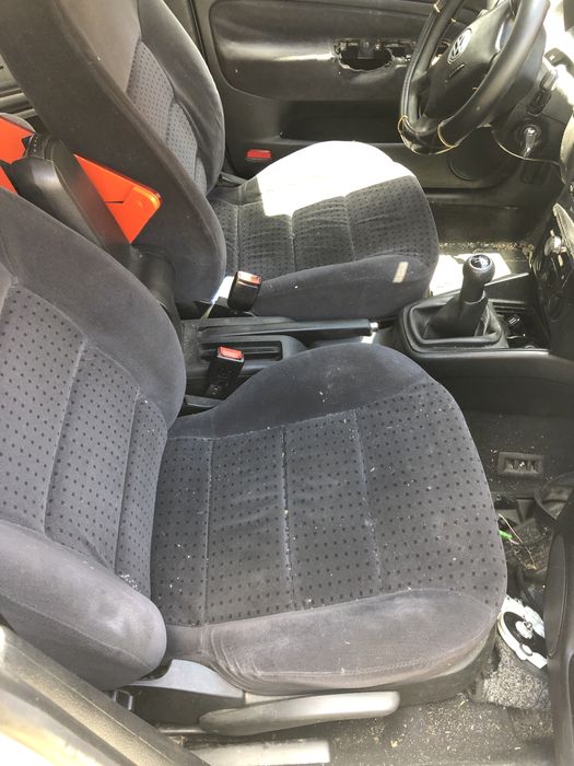 Volkswagen Golf 4 1.4 16v peças ou restauro